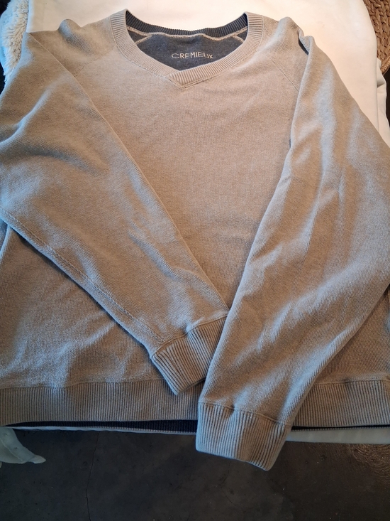Daniel Cremieux Other - Daniel Cremieux Men's V-Neck Sweater in Light Beige